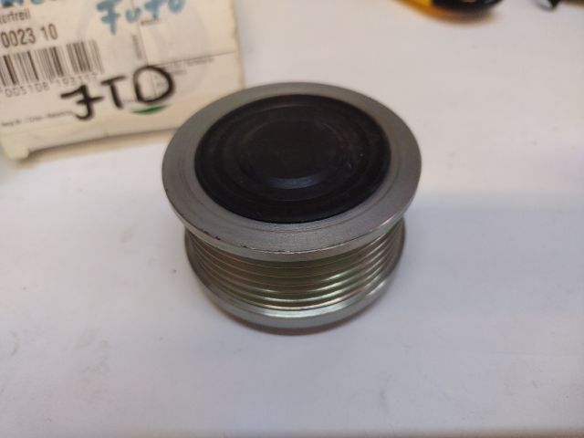 bontott ALFA ROMEO 156 Generátor Szabadonfutó