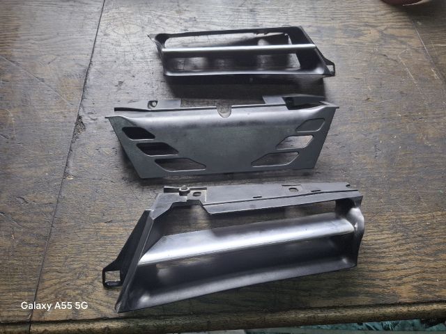 bontott ALFA ROMEO 156 Hűtőrács