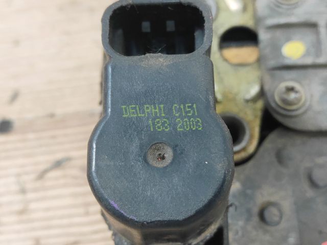 bontott ALFA ROMEO 156 Jobb első Ajtózár