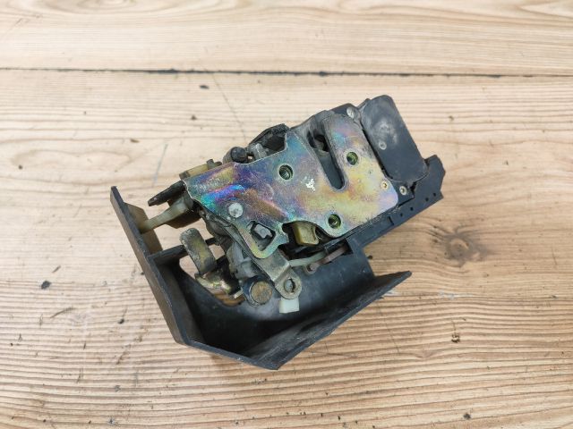 bontott ALFA ROMEO 156 Jobb első Ajtózár