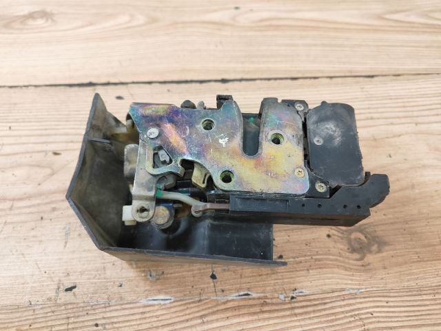 bontott ALFA ROMEO 156 Jobb első Ajtózár