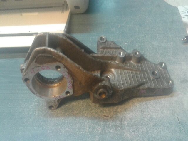 bontott ALFA ROMEO 156 Jobb első Féltengely Tartó