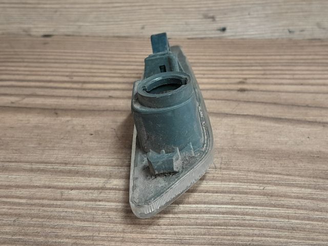 bontott ALFA ROMEO 156 Jobb első Sárvédő Irányjelző