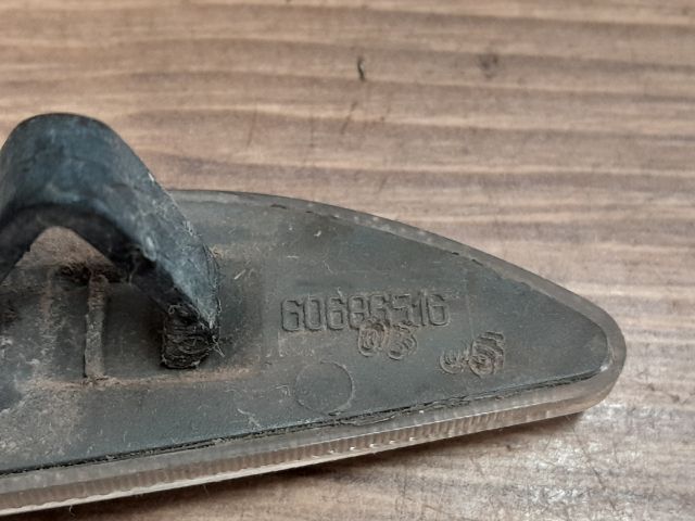 bontott ALFA ROMEO 156 Jobb első Sárvédő Irányjelző