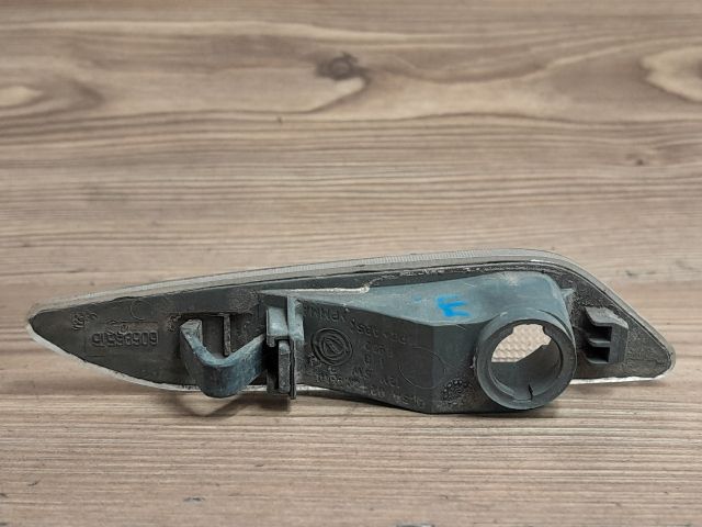 bontott ALFA ROMEO 156 Jobb első Sárvédő Irányjelző