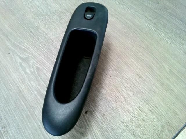 bontott ALFA ROMEO 156 Jobb hátsó Ablakemelő Kapcsoló