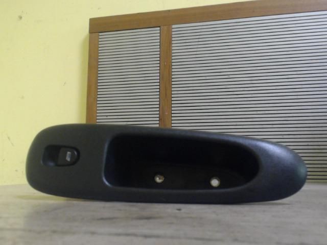 bontott ALFA ROMEO 156 Jobb hátsó Ablakemelő Kapcsoló