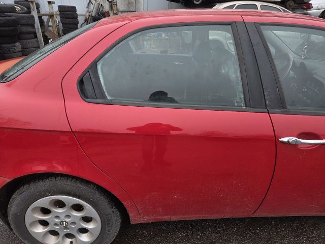 bontott ALFA ROMEO 156 Jobb hátsó Ajtó (Részeivel)