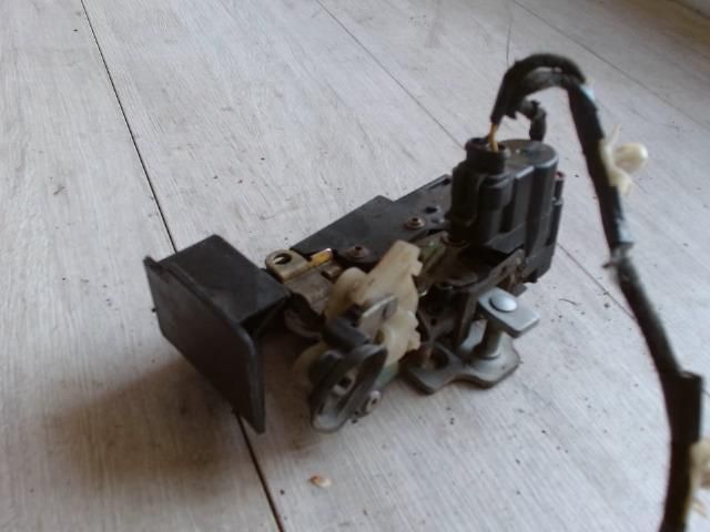 bontott ALFA ROMEO 156 Jobb hátsó Ajtózár