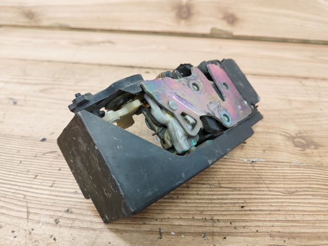 bontott ALFA ROMEO 156 Jobb hátsó Ajtózár