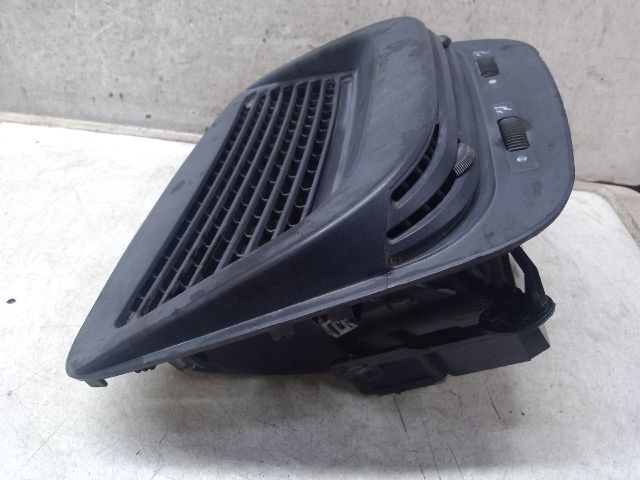 bontott ALFA ROMEO 156 Középső Szellőző