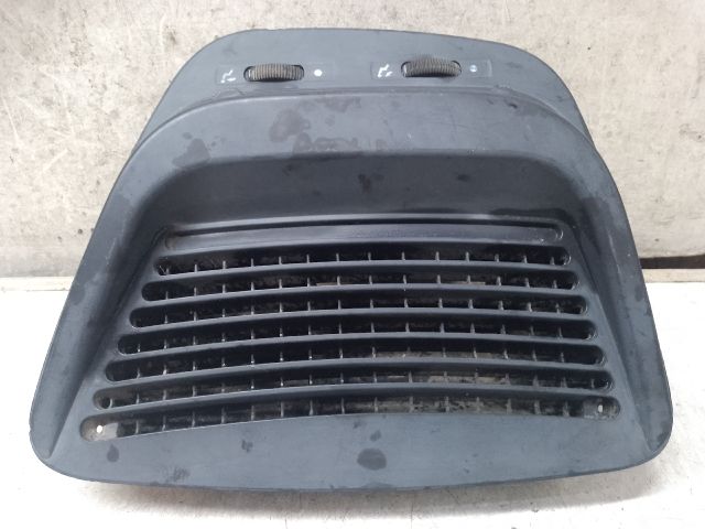 bontott ALFA ROMEO 156 Középső Szellőző