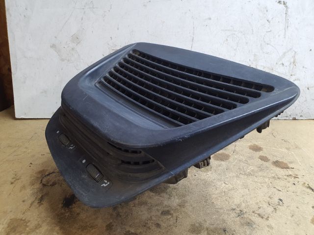 bontott ALFA ROMEO 156 Középső Szellőző