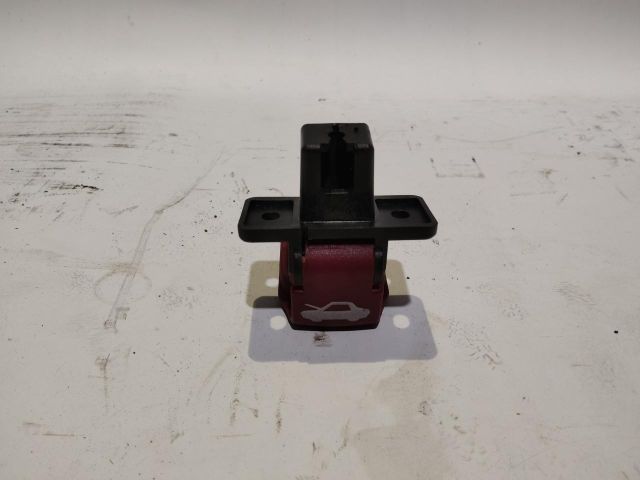 bontott ALFA ROMEO 156 Motorháztető Nyitó Kar / Gomb