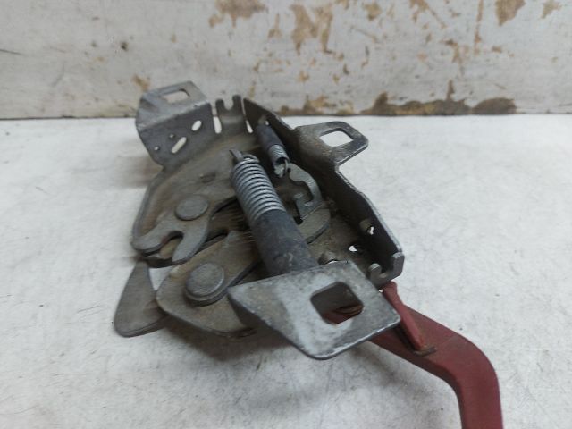 bontott ALFA ROMEO 156 Motorháztető Zárszerkezet