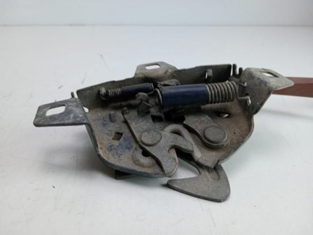 bontott ALFA ROMEO 156 Motorháztető Zárszerkezet