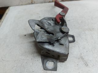 bontott ALFA ROMEO 156 Motorháztető Zárszerkezet