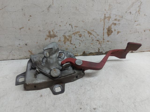 bontott ALFA ROMEO 156 Motorháztető Zárszerkezet