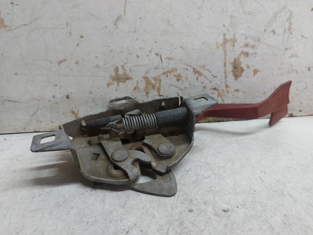 bontott ALFA ROMEO 156 Motorháztető Zárszerkezet