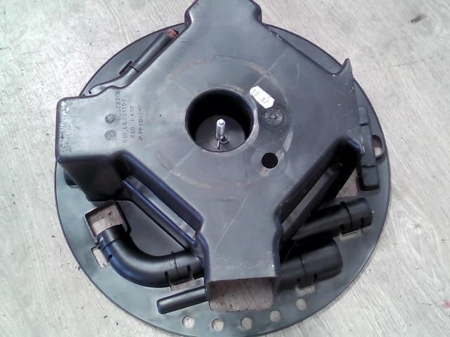 bontott ALFA ROMEO 156 Pótkerék Szerszámtartó