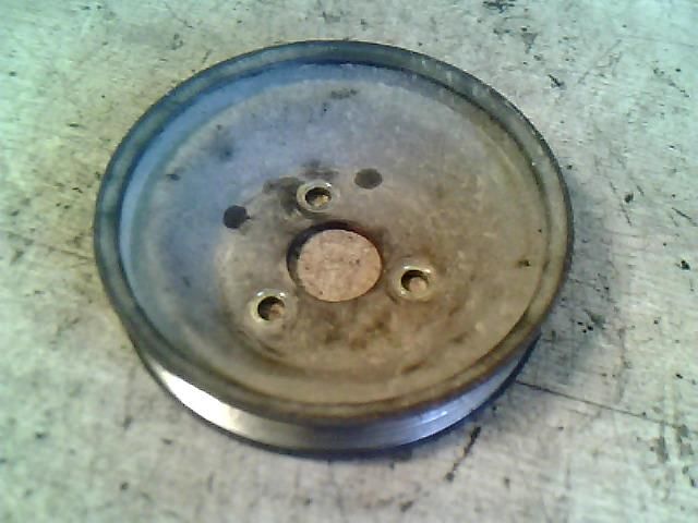 bontott ALFA ROMEO 156 Szervó Szivattyú Szíjtárcsa