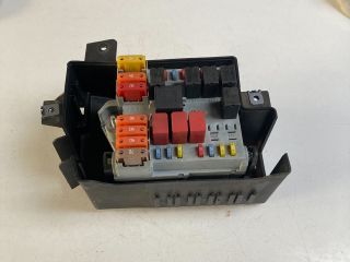 bontott ALFA ROMEO 159 Biztosítéktábla Motortér