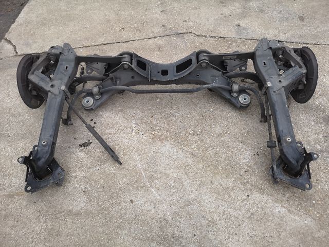 bontott ALFA ROMEO 159 Hátsó Futómű (Részeivel)