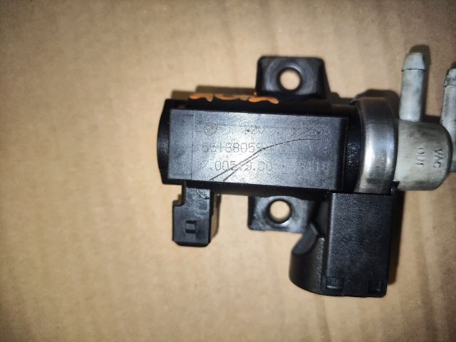 bontott ALFA ROMEO 159 Lefújószelep