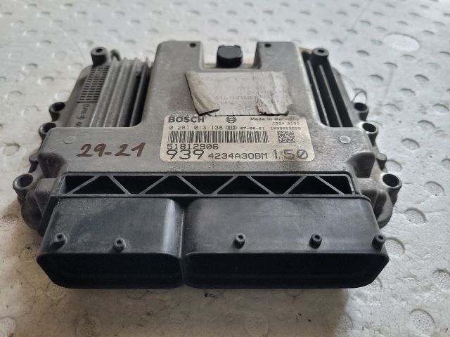 bontott ALFA ROMEO 159 Motorvezérlő