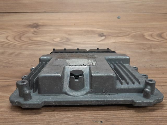 bontott ALFA ROMEO 159 Motorvezérlő