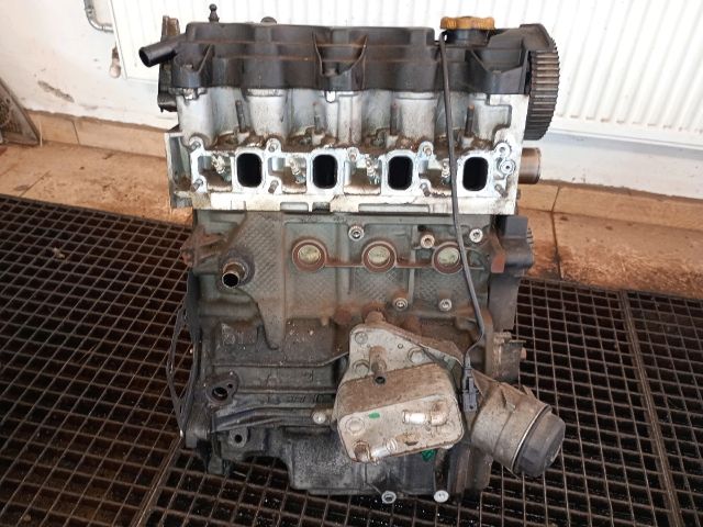 bontott ALFA ROMEO 159 Motor (Fűzött blokk hengerfejjel)