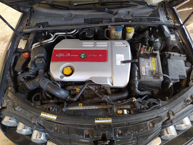 bontott ALFA ROMEO 159 Motor Tartó Bak Jobb