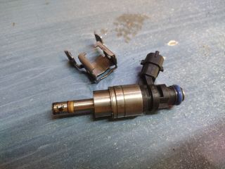 bontott ALFA ROMEO 159 Porlasztó (1 db)