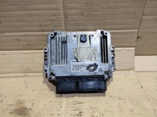 bontott ALFA ROMEO 159 Motorvezérlő