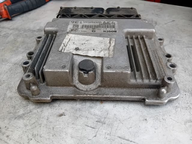 bontott ALFA ROMEO 159 Motorvezérlő