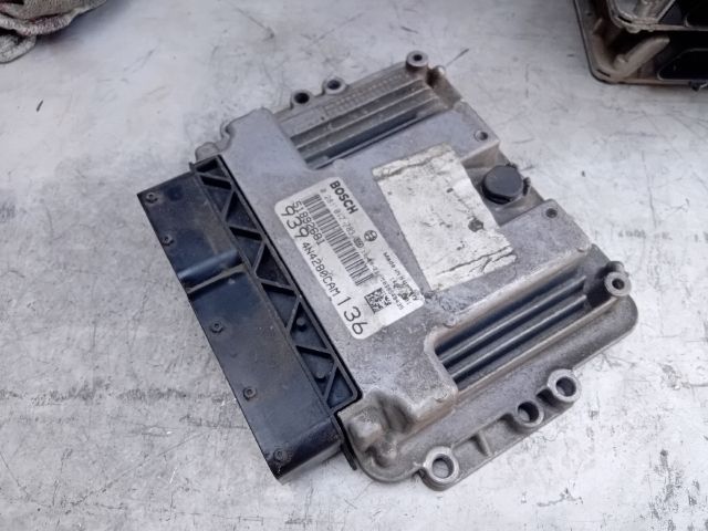 bontott ALFA ROMEO 159 Motorvezérlő