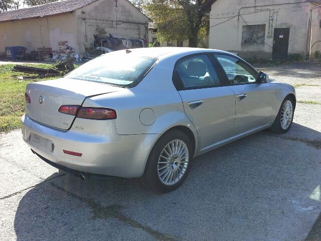 bontott ALFA ROMEO 159 Homlokfal (Üres lemez)