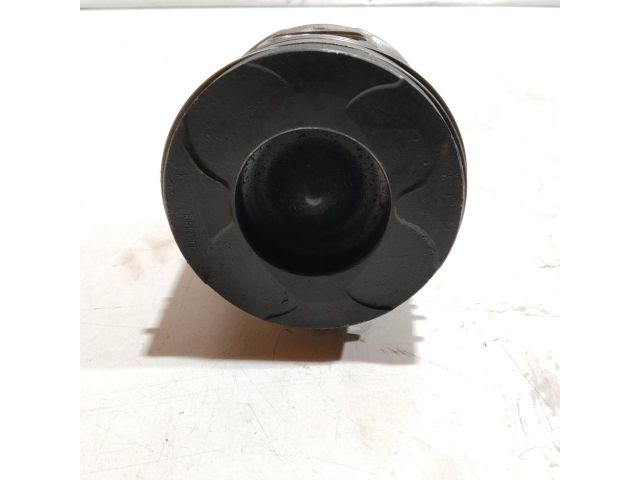 bontott ALFA ROMEO 159 Dugattyú és Hajtókar