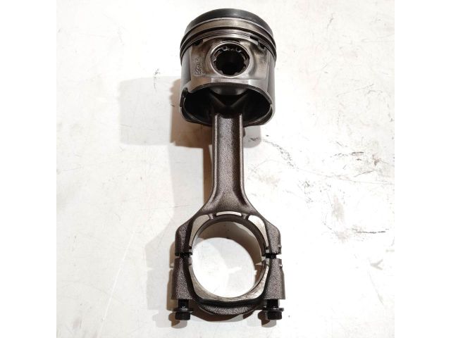 bontott ALFA ROMEO 159 Dugattyú és Hajtókar