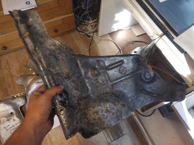 bontott ALFA ROMEO 159 Katalizátor Hővédő Lemez