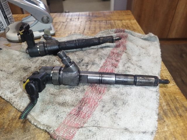 bontott ALFA ROMEO 159 Porlasztó (1 db)