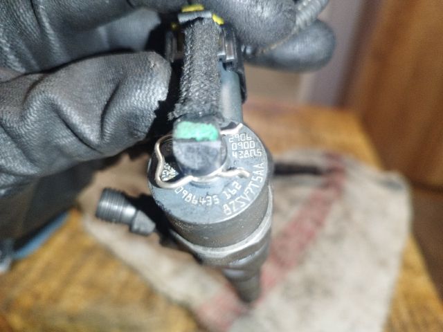 bontott ALFA ROMEO 159 Porlasztó (1 db)