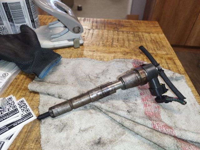 bontott ALFA ROMEO 159 Porlasztó (1 db)