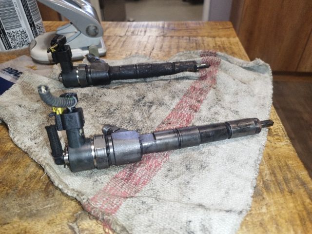 bontott ALFA ROMEO 159 Porlasztó (1 db)