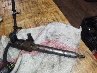 bontott ALFA ROMEO 159 Porlasztó (1 db)