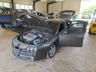 bontott ALFA ROMEO 159 Ablakmosó Tartály