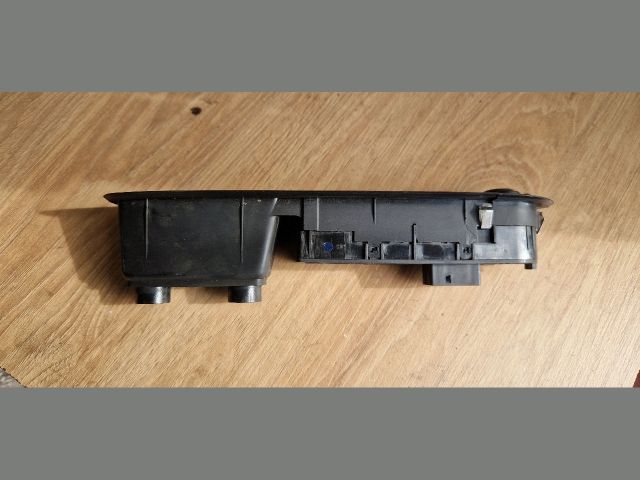 bontott ALFA ROMEO 159 Bal első Ablakemelő Kapcsoló