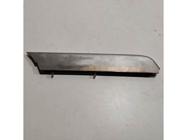 bontott ALFA ROMEO 159 Bal első Ajtó Díszléc