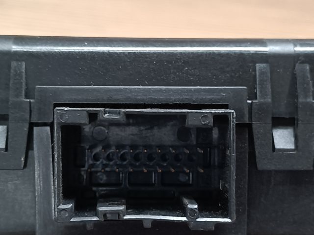 bontott ALFA ROMEO 159 Bal első Ajtó Vezérlőegység