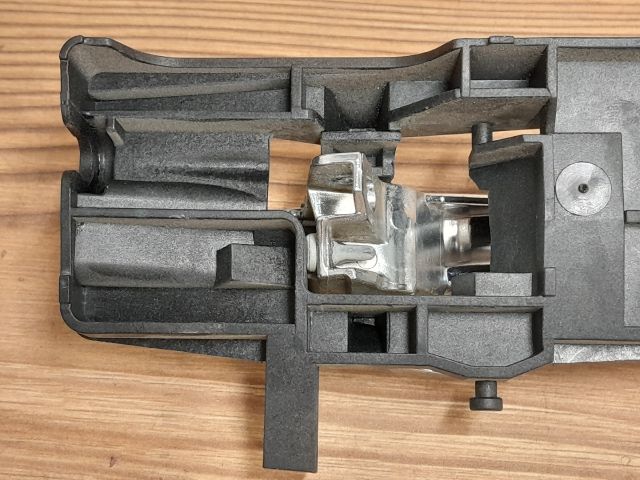 bontott ALFA ROMEO 159 Bal első Belső Kilincs